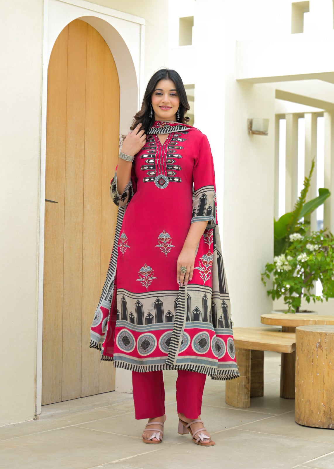 Red Printed Cotton Kurta Set with Dupatta – Elegant Ethnic & Office Wear for Women