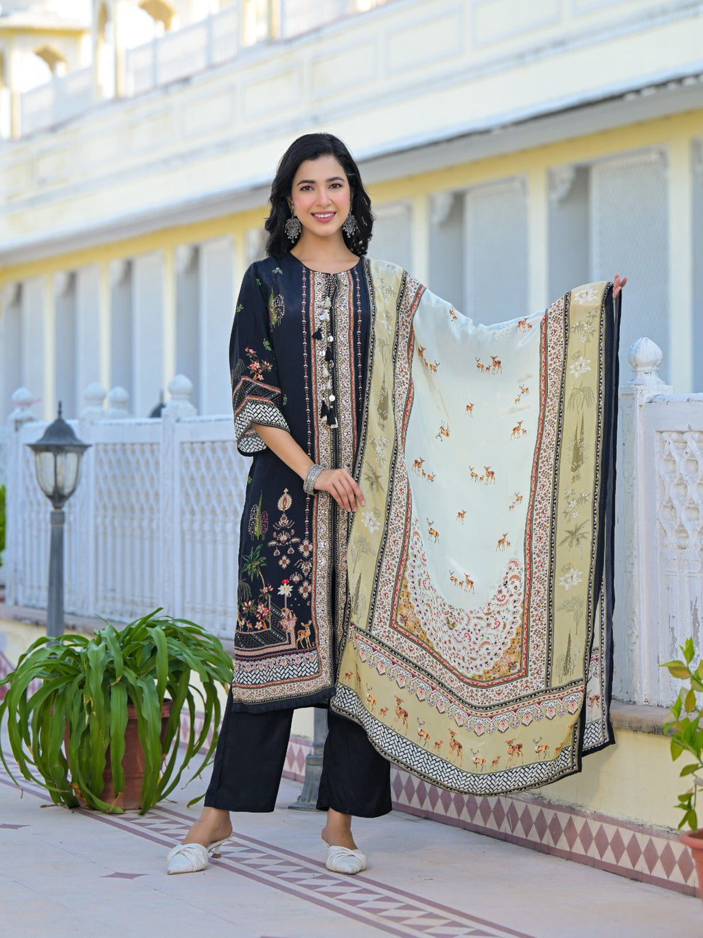 Black Printed Cotton Kurta Set with Beige Dupatta – Elegant Ethnic & Festive Wear for Women